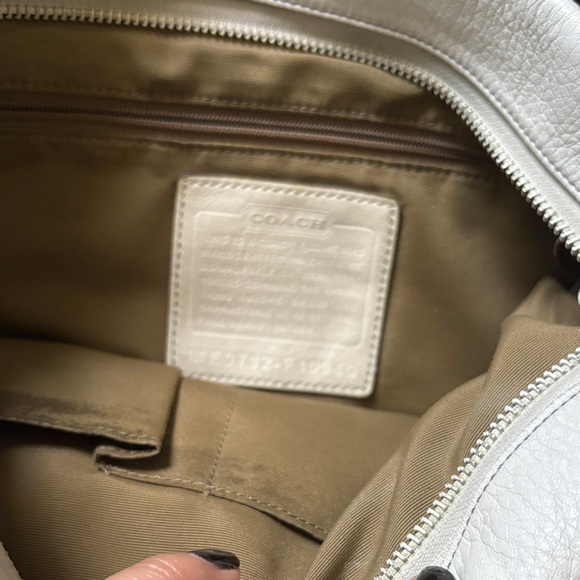 Coach - Picture 4 of 5